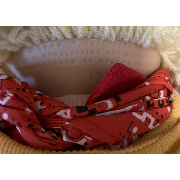 Vintage Cabbage Patch Girl Doll (signed Blue Xavier Roberts 85) 1978-1982 - Picture 9 of 10